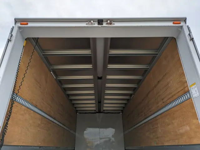 日野 レンジャー 2KG-FD2ABG(2WD)の写真12