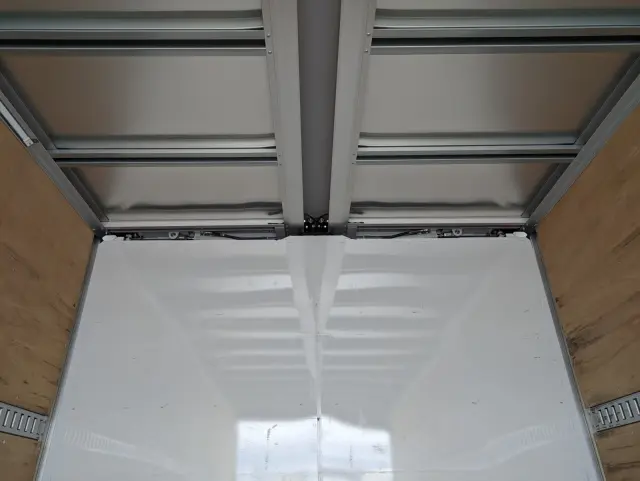 日野 レンジャー 2KG-FD2ABG(2WD)の写真17