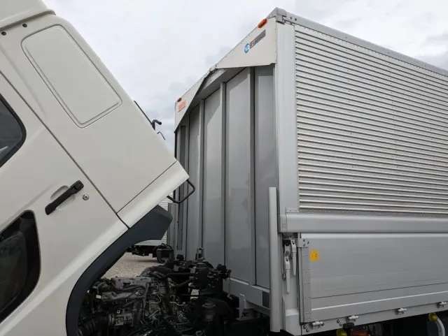 日野 レンジャー 2KG-FD2ABG(2WD)の写真46