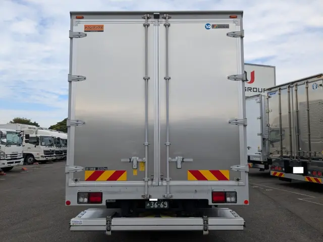 日野 レンジャー 2KG-FD2ABG(2WD)の写真6