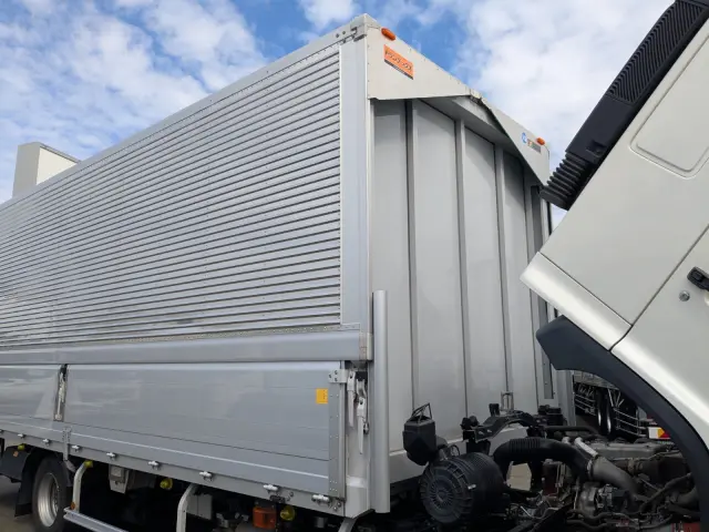 日野 レンジャー 2KG-FD2ABG(2WD)の写真42