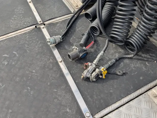 ＵＤ クオン 2RG-GK5DAB(2WD)の写真18