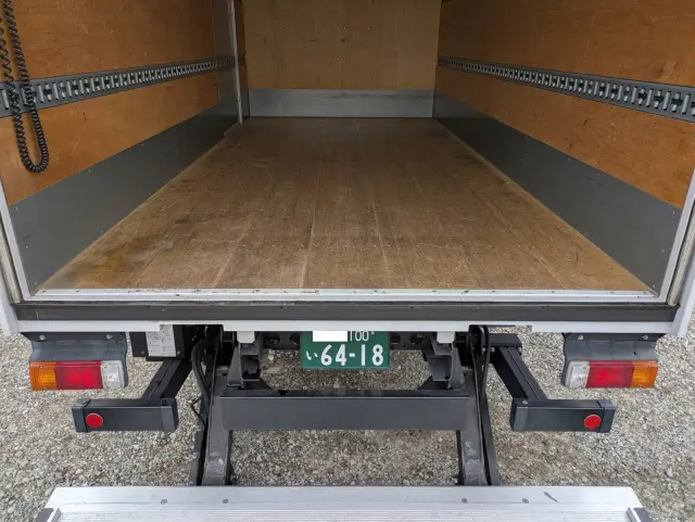 日野 デュトロ 2RG-XZU712M(2WD)の写真13