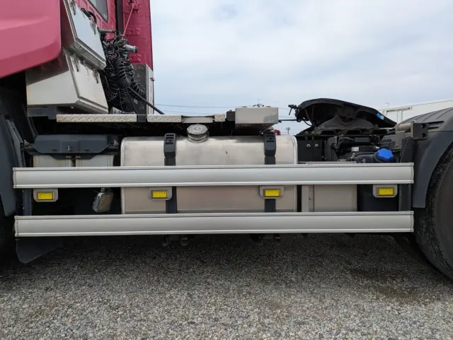 日野 プロフィア 2DG-SH1EEGG(2WD)の写真17