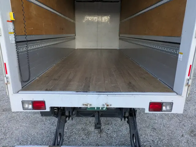 日野 レンジャー 2PG-FD2ABG(2WD)の写真13