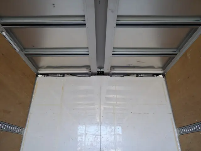 日野 レンジャー 2PG-FD2ABG(2WD)の写真16