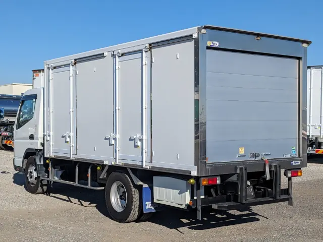 三菱 キャンター 2PG-FEB80(2WD)の写真4