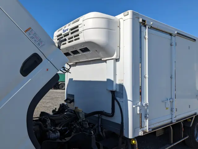 三菱 キャンター 2PG-FEB80(2WD)の写真39