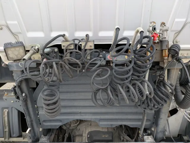 日野 プロフィア 2DG-SH1EDGG(2WD)の写真15