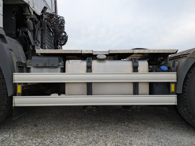 日野 プロフィア 2DG-SH1EDGG(2WD)の写真18