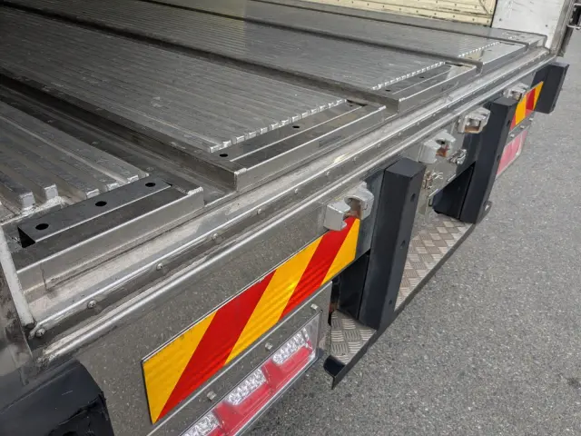 三菱 スーパーグレート 2PG-FS74HZ(8x4)の写真11