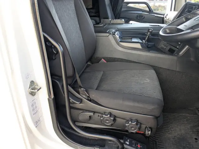 三菱 スーパーグレート 2PG-FS74HZ(8x4)の写真38