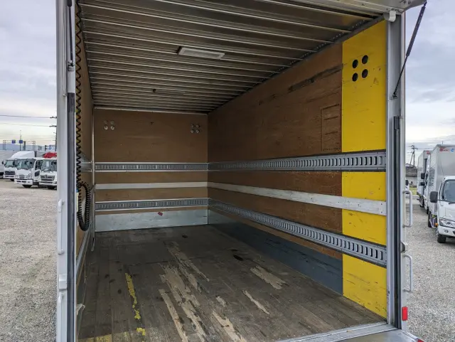 トヨタ ダイナ TKG-XZU712(2WD)の写真18