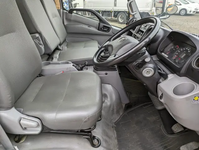 トヨタ ダイナ TKG-XZU712(2WD)の写真29