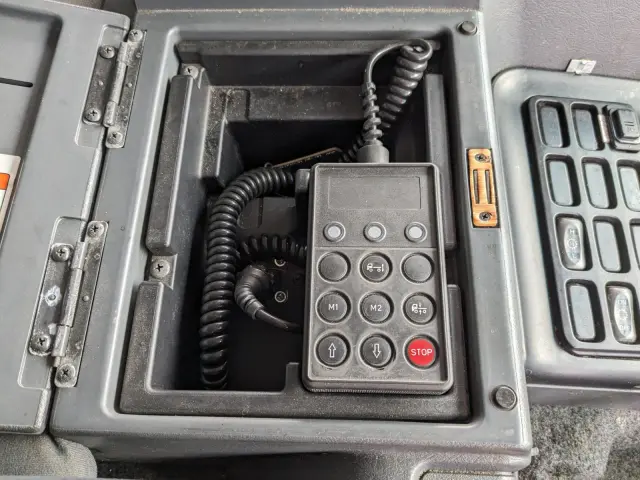 三菱 スーパーグレート QPG-FS64VZ(8x4)の写真41