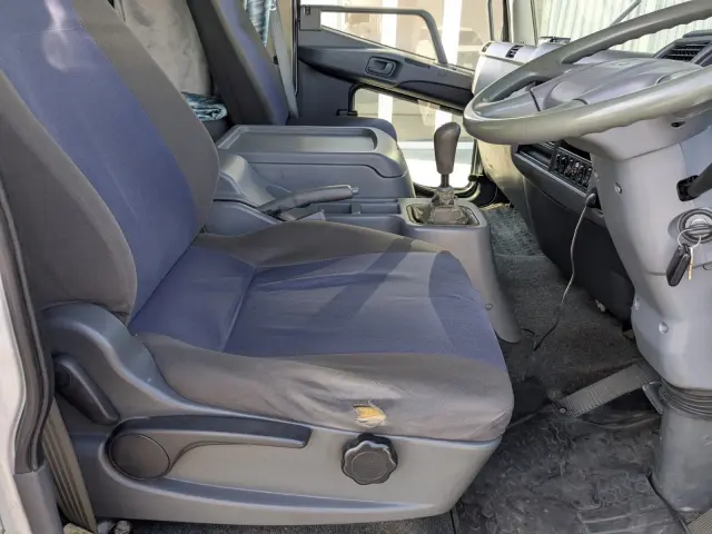 三菱 ファイター TKG-FK61F(2WD)の写真36