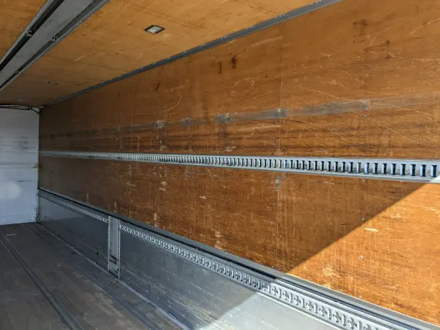 いすゞ ギガ LKG-CYJ77A(8x4)の写真18