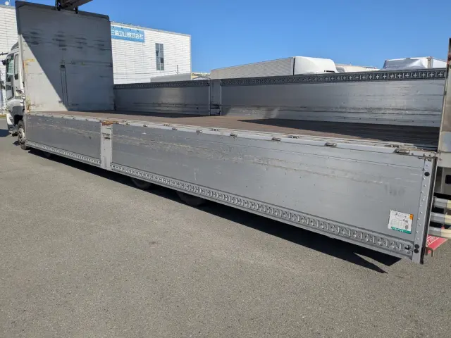 いすゞ ギガ LKG-CYJ77A(8x4)の写真21