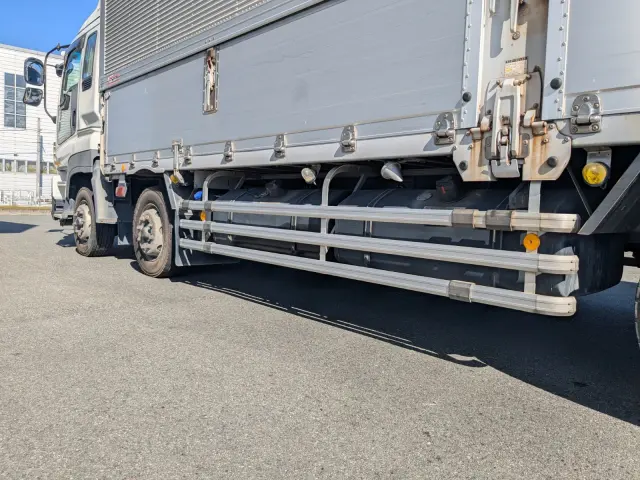 いすゞ ギガ LKG-CYJ77A(8x4)の写真26