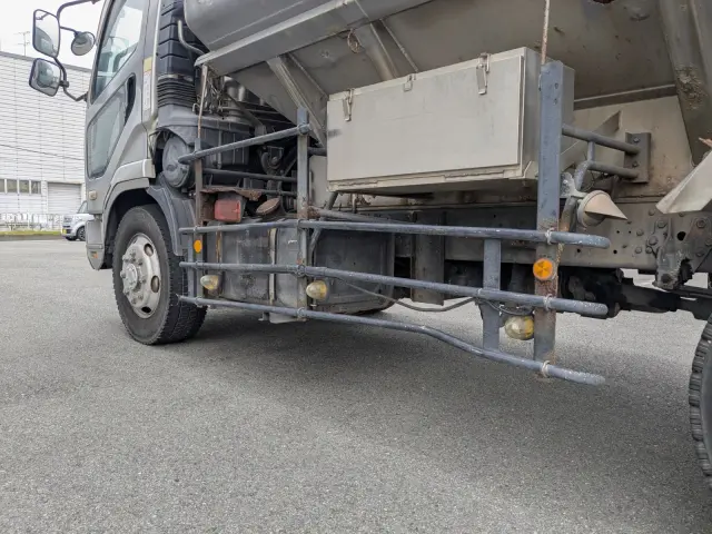 三菱 ファイター PJ-FK72FZ(2WD)の写真13