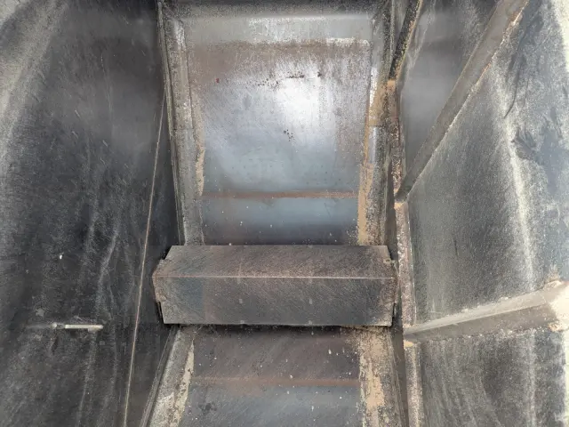 三菱 ファイター PJ-FK72FZ(2WD)の写真27