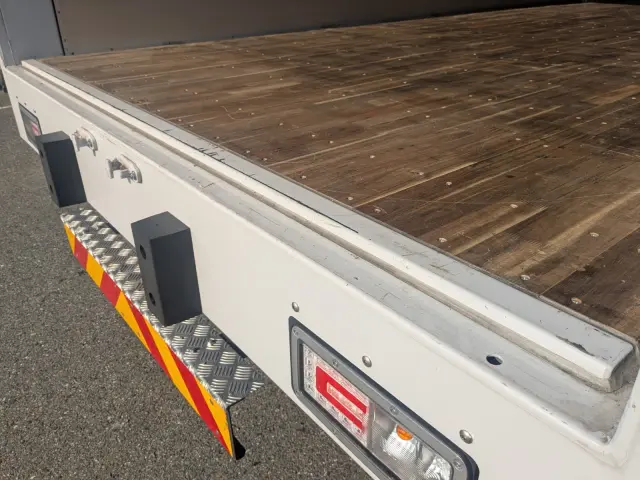 日野 プロフィア 2DG-FW1AHC(8x4)の写真12