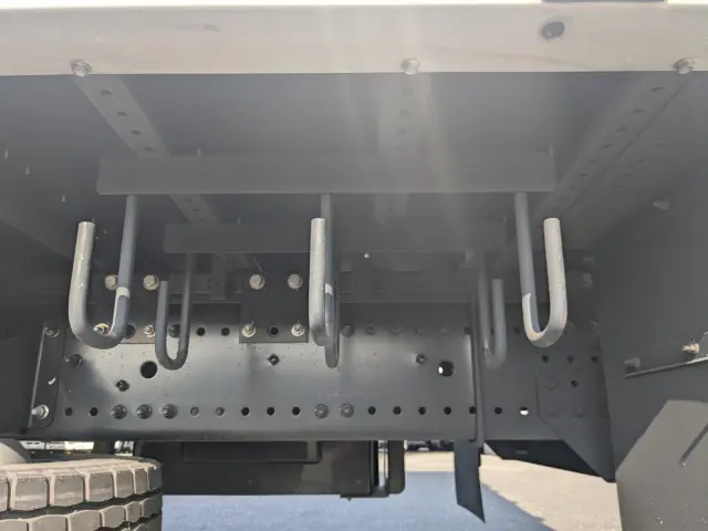 日野 プロフィア 2DG-FW1AHC(8x4)の写真23