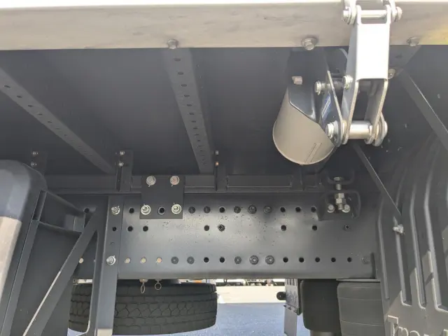 日野 プロフィア 2DG-FW1AHC(8x4)の写真29