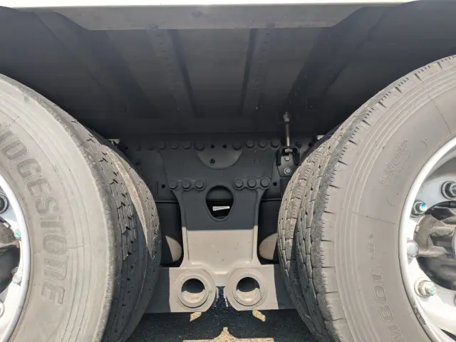 日野 プロフィア 2DG-FW1AHC(8x4)の写真30