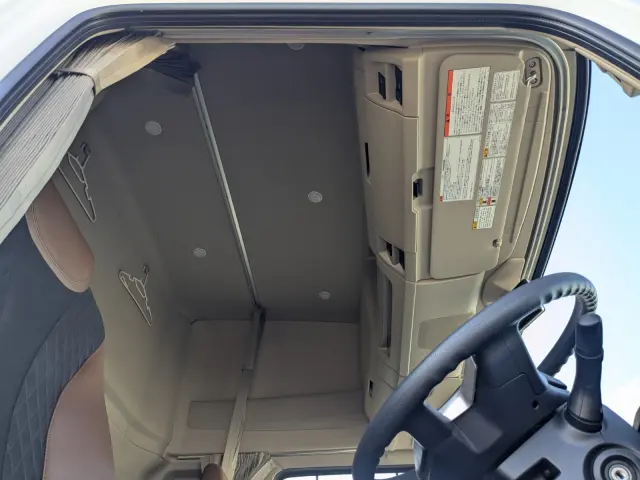 日野 プロフィア 2DG-FW1AHC(8x4)の写真34