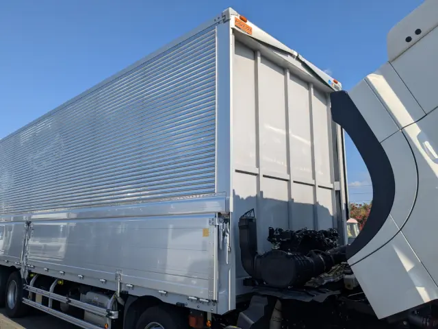 日野 プロフィア 2DG-FW1AHC(8x4)の写真43