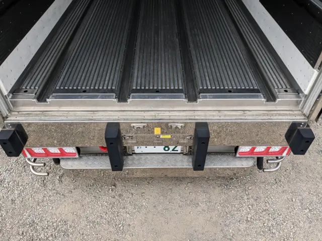 日野 プロフィア 2DG-FW1AHG(8x4)の写真10