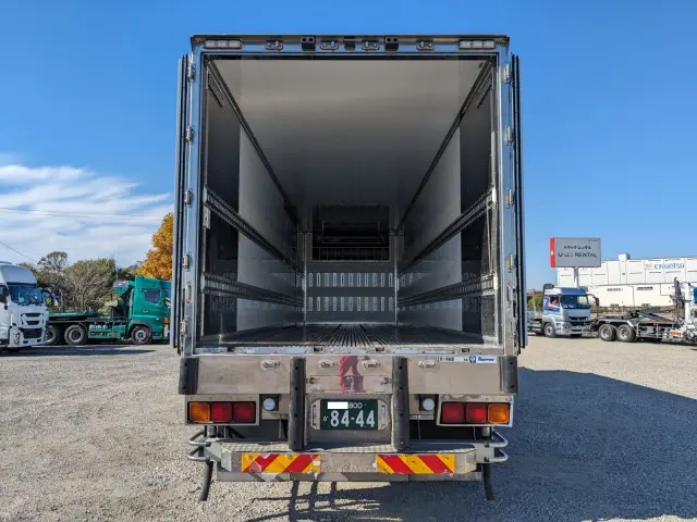 三菱 スーパーグレート 2PG-FU74HZ(6x2)の写真9