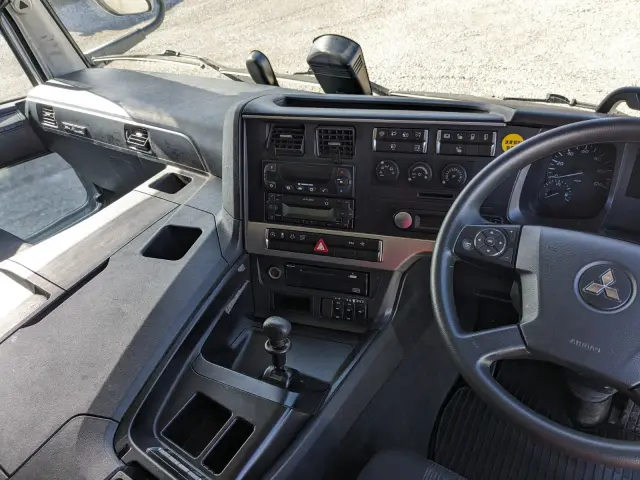 三菱 スーパーグレート 2PG-FU74HZ(6x2)の写真43