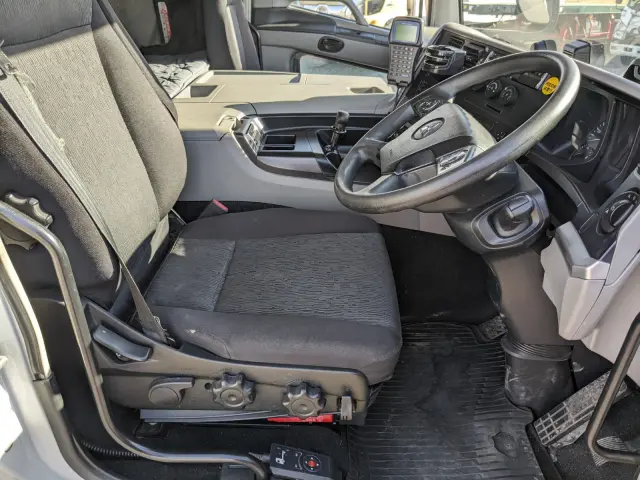 三菱 スーパーグレート 2PG-FU74GY(6x2)の写真34