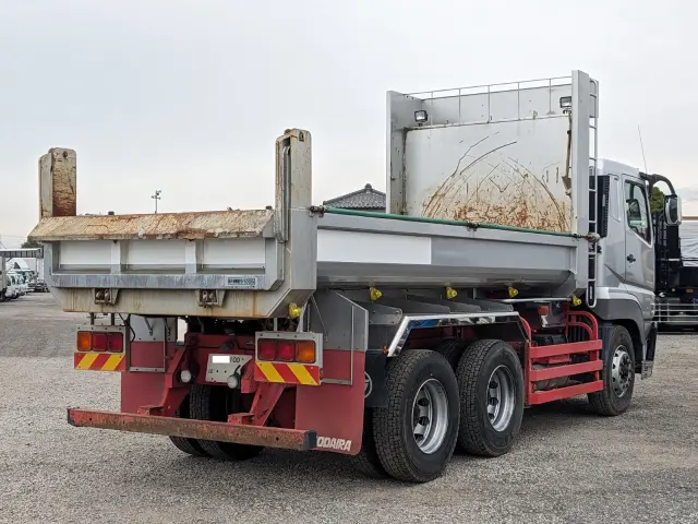 三菱 スーパーグレート QKG-FV60VX(6x4)の写真5