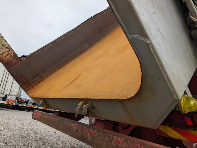 三菱 スーパーグレート QKG-FV60VX(6x4)の写真12