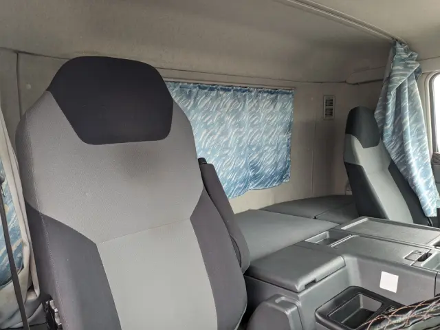 三菱 スーパーグレート QKG-FV60VX(6x4)の写真41