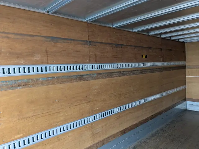 いすゞ フォワード TKG-FRR90S2(2WD)の写真19