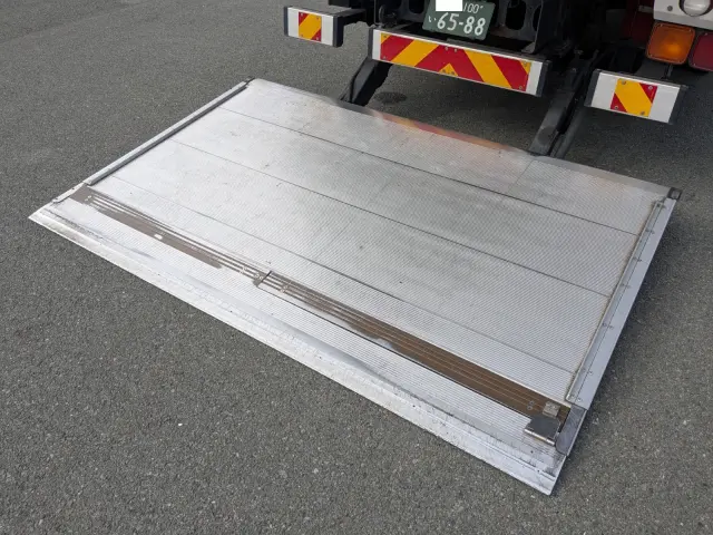 いすゞ フォワード TKG-FRR90S2(2WD)の写真26