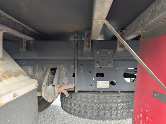 いすゞ フォワード TKG-FRR90S2(2WD)の写真28