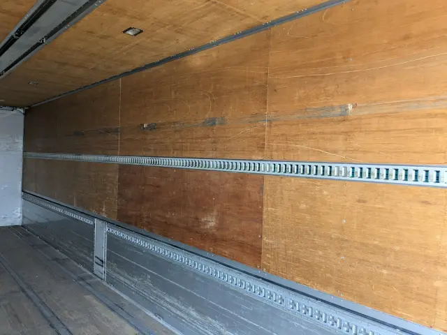 いすゞ ギガ LKG-CYJ77A(8x4)の写真27