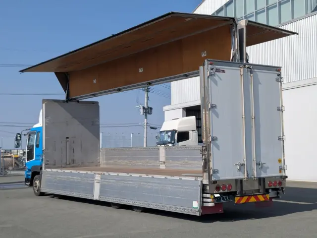 いすゞ ギガ LKG-CYJ77A(8x4)の写真29