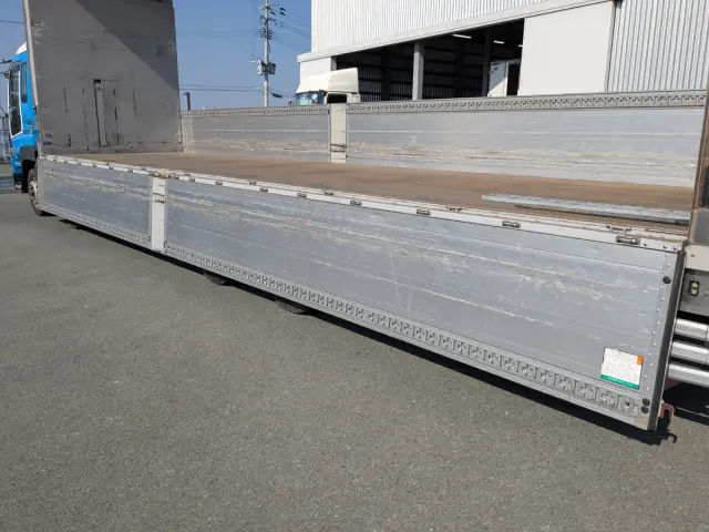 いすゞ ギガ LKG-CYJ77A(8x4)の写真30