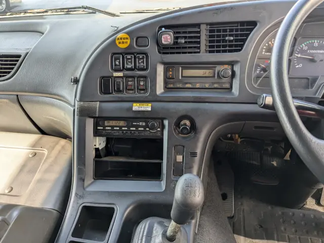 いすゞ ギガ LKG-CYJ77A(8x4)の写真36