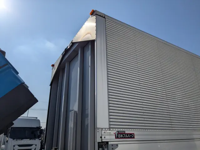 いすゞ ギガ LKG-CYJ77A(8x4)の写真42