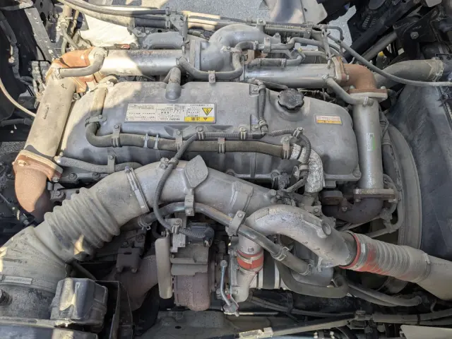 いすゞ ギガ LKG-CYJ77A(8x4)の写真44