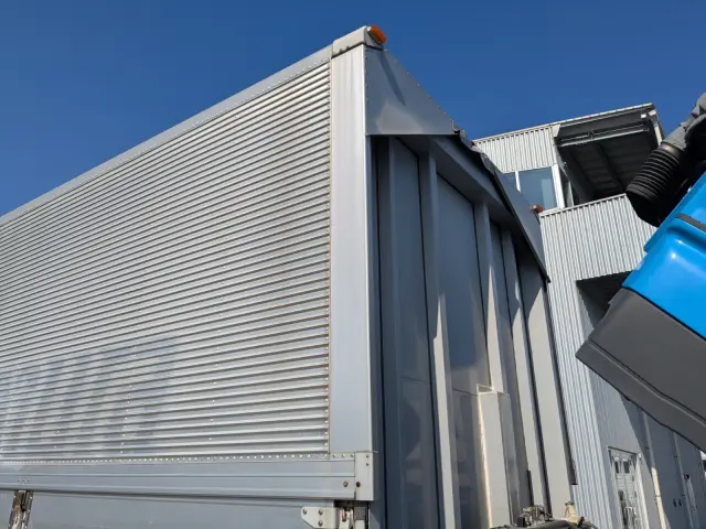 いすゞ ギガ LKG-CYJ77A(8x4)の写真45