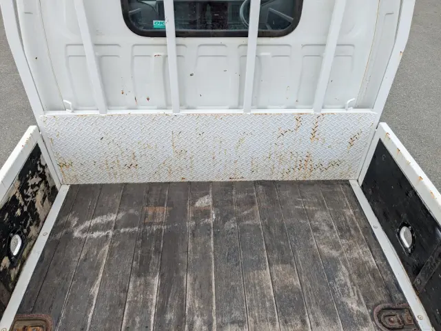 いすゞ エルフ SKG-NJR85A(2WD)の写真18