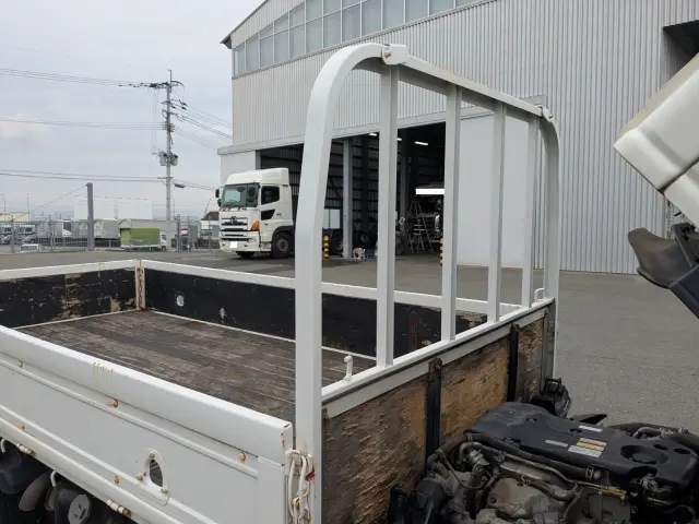 いすゞ エルフ SKG-NJR85A(2WD)の写真31